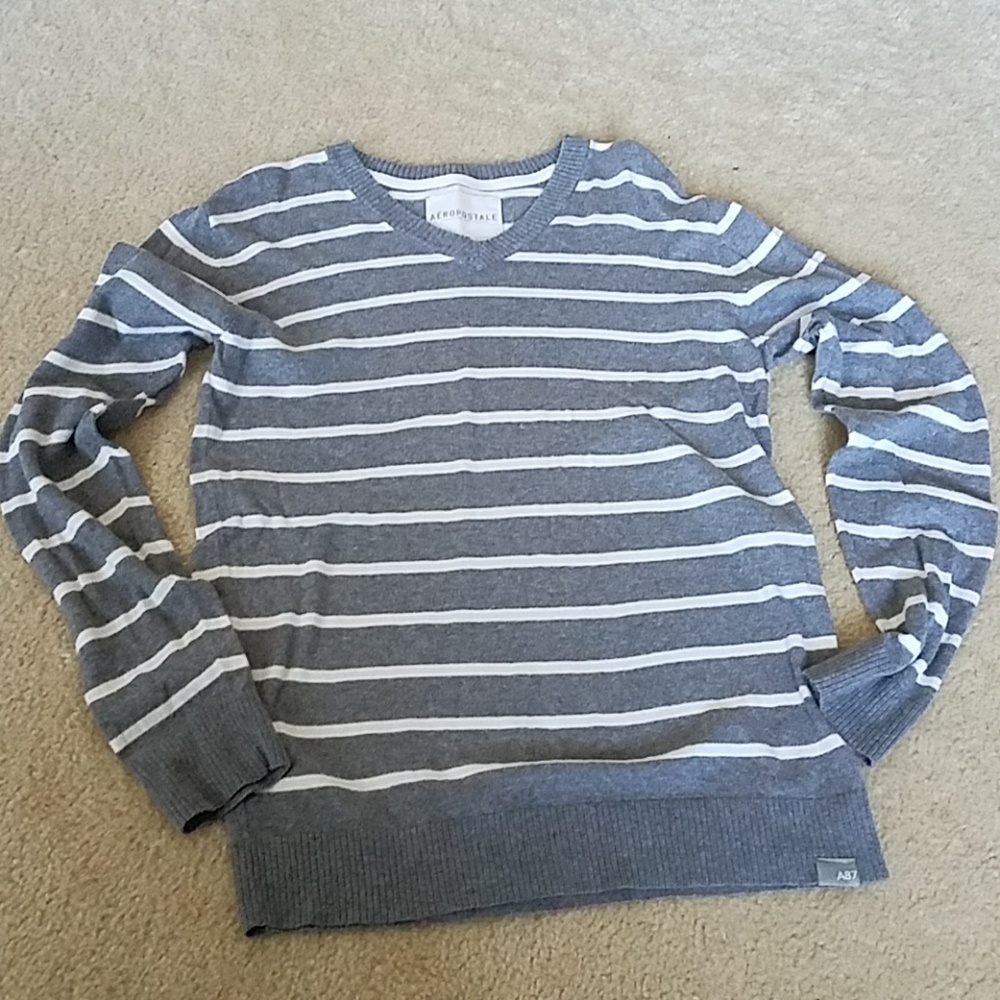 EUC Aerpostale V Neck Striped Men Sweater
